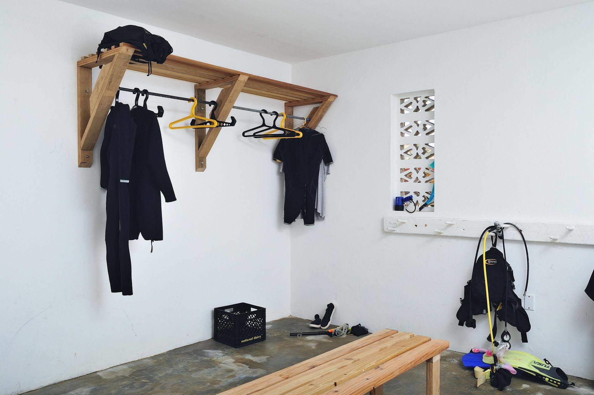 The Dive Hut - Boutique Apartments คราเลนไดค์ ภายนอก รูปภาพ