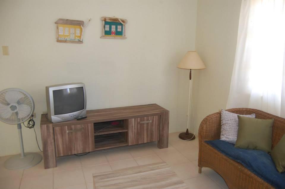 The Dive Hut - Boutique Apartments คราเลนไดค์ ภายนอก รูปภาพ